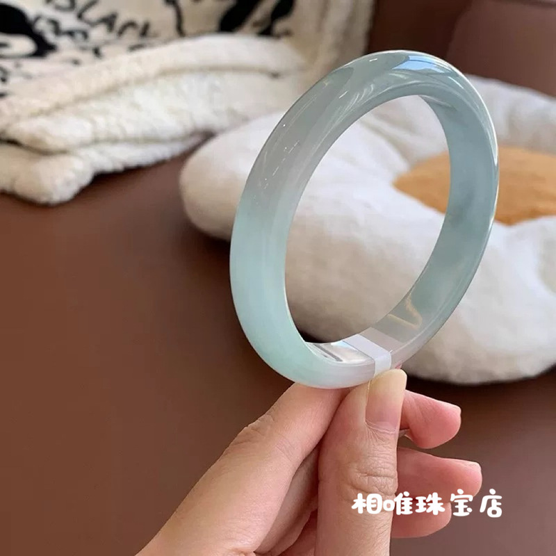 Pulsera de jade fino de jadeít - Lighting reseña y precio